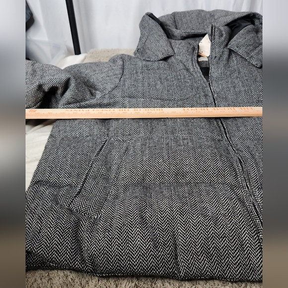 Universal Thread Gray Puffer Jacket - Picture 5 of 15